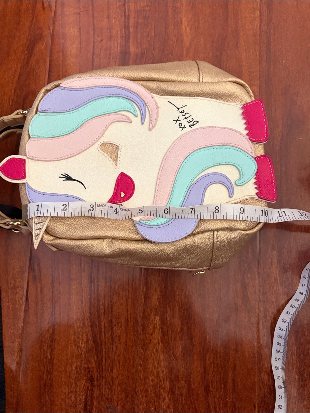 Betsey Johnson Gold Unicorn Appliqué Lunchbox - Picture 5 of 7